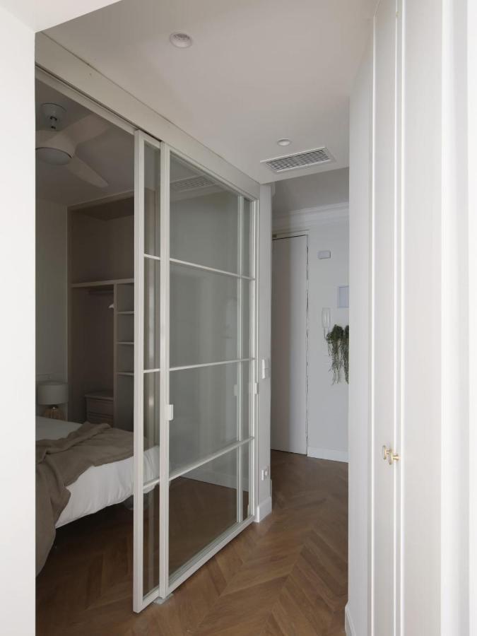 Deluxe Apartment Near Gran Via Madri Exterior foto